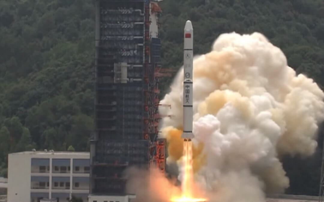 China launches pair of experimental satellites