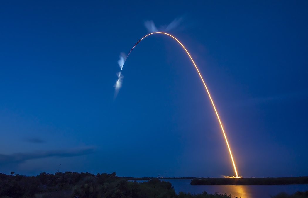 Falcon 9 launches Dragon CRS-25 cargo freighter to ISS (Corrected)