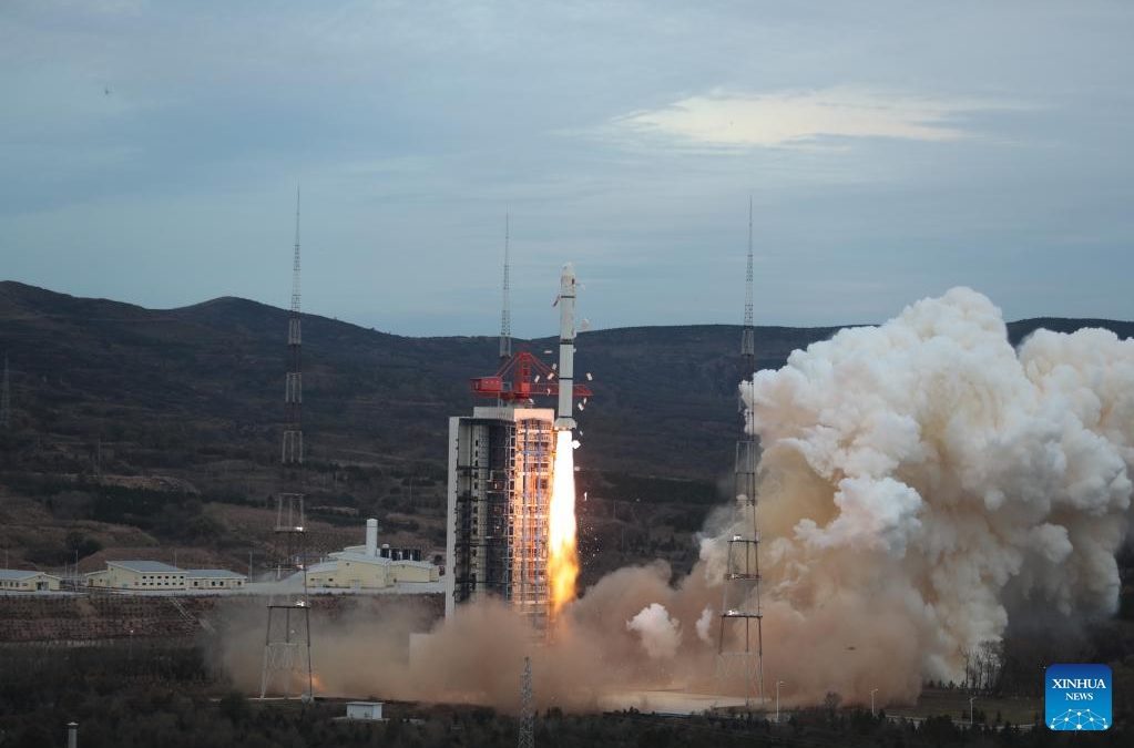 Surprise Chinese Long March 2C launch places HJ-2E SAR satellite into LEO