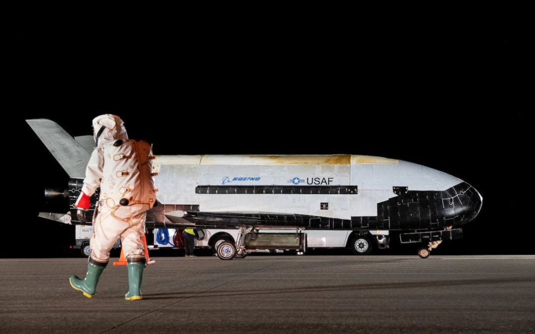 US Space Force X-37B/OTV-6 unmanned mini-space plane lands after 908 days in orbit