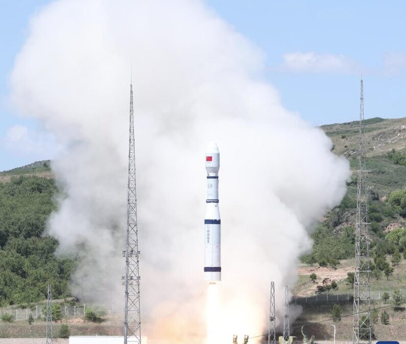 Experimental satellite SHIYAN-25 launched by China