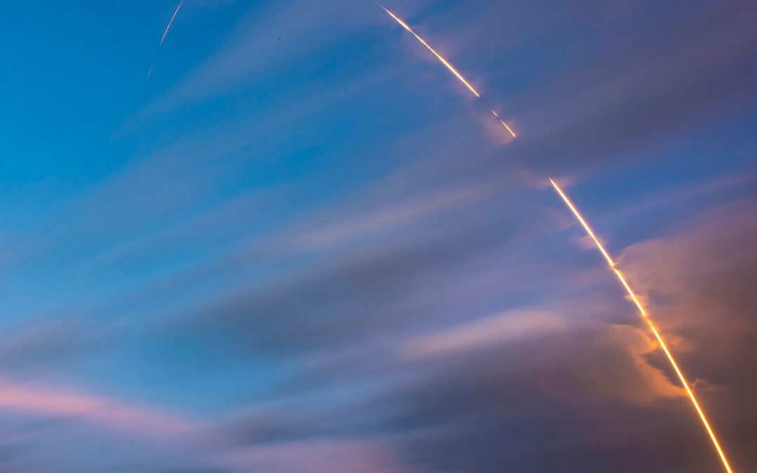 Group 6-22 batch of 22 Starlink v2 Mini satellites are launched by a Falcon 9